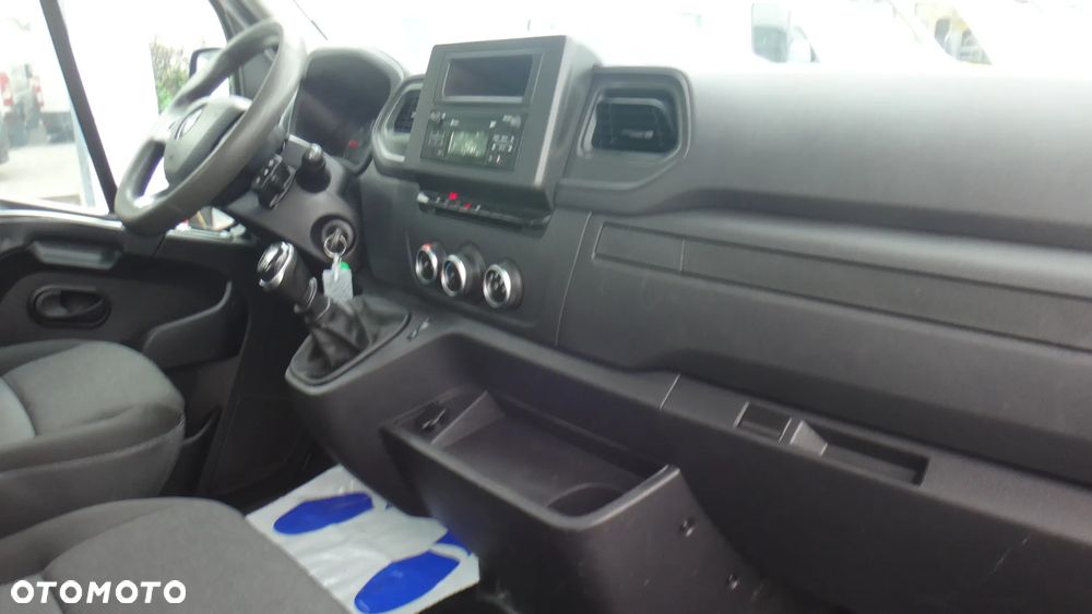 Renault Master - 11