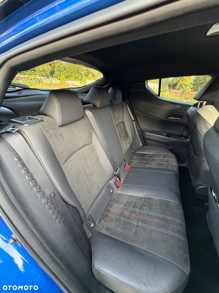 Toyota C-HR+ - 10