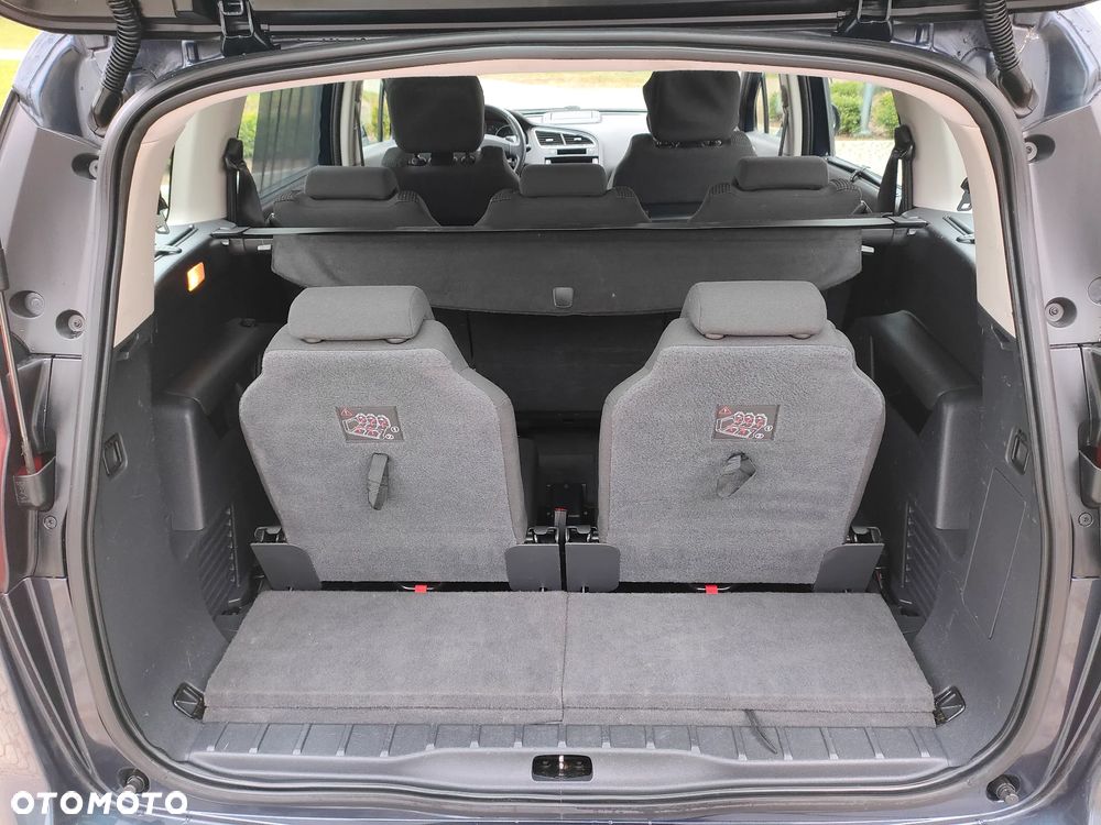 Peugeot 5008 - 13