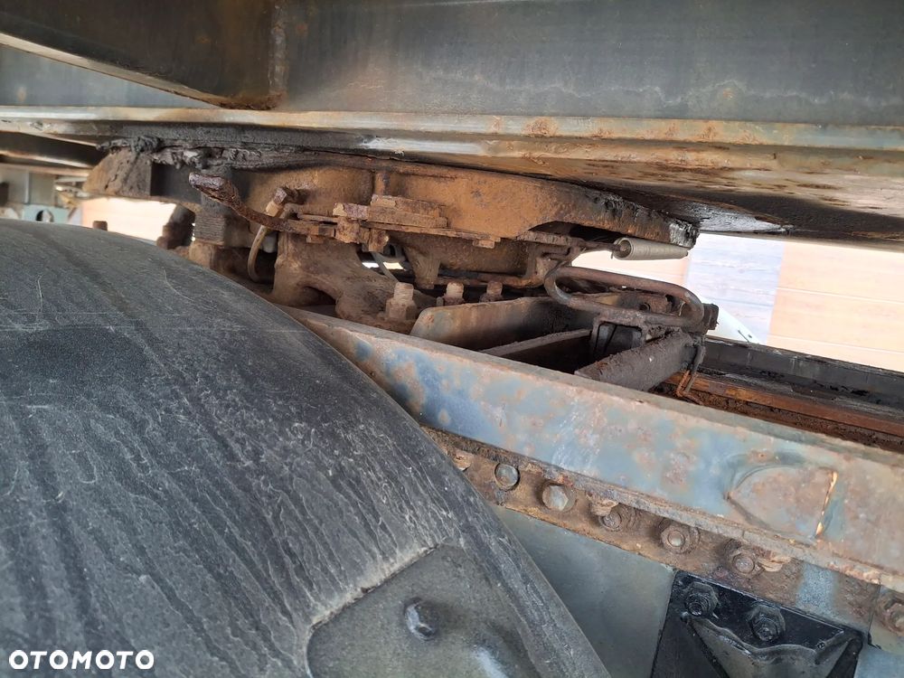 Mercedes-Benz Axor 1933 HDS FASSI F135 17 Metrów Wysięgu Żuraw Skrzynia Siodło Zawieszenie Resor 2010r Przyczepa Łączna Długość Ładunku 11 Metrów Transport Ładunków Dłużycowych Do Zbrojenia Do Budowlanki - 16