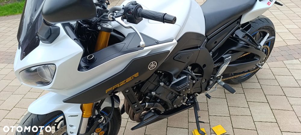 Yamaha FZ8 - 15