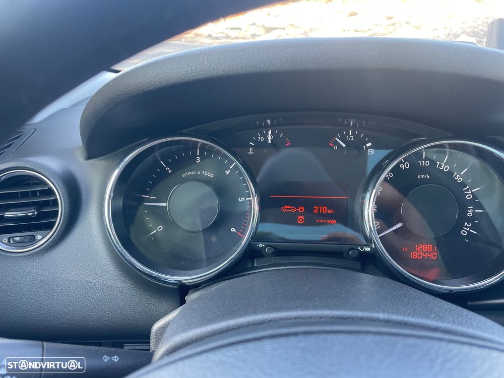 Peugeot 3008 - 13