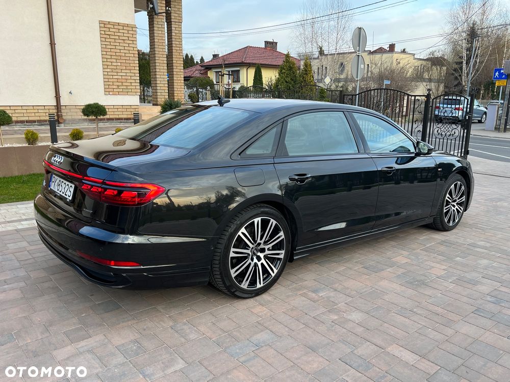 Audi A8 L 55 TFSI quattro tiptronic - 12