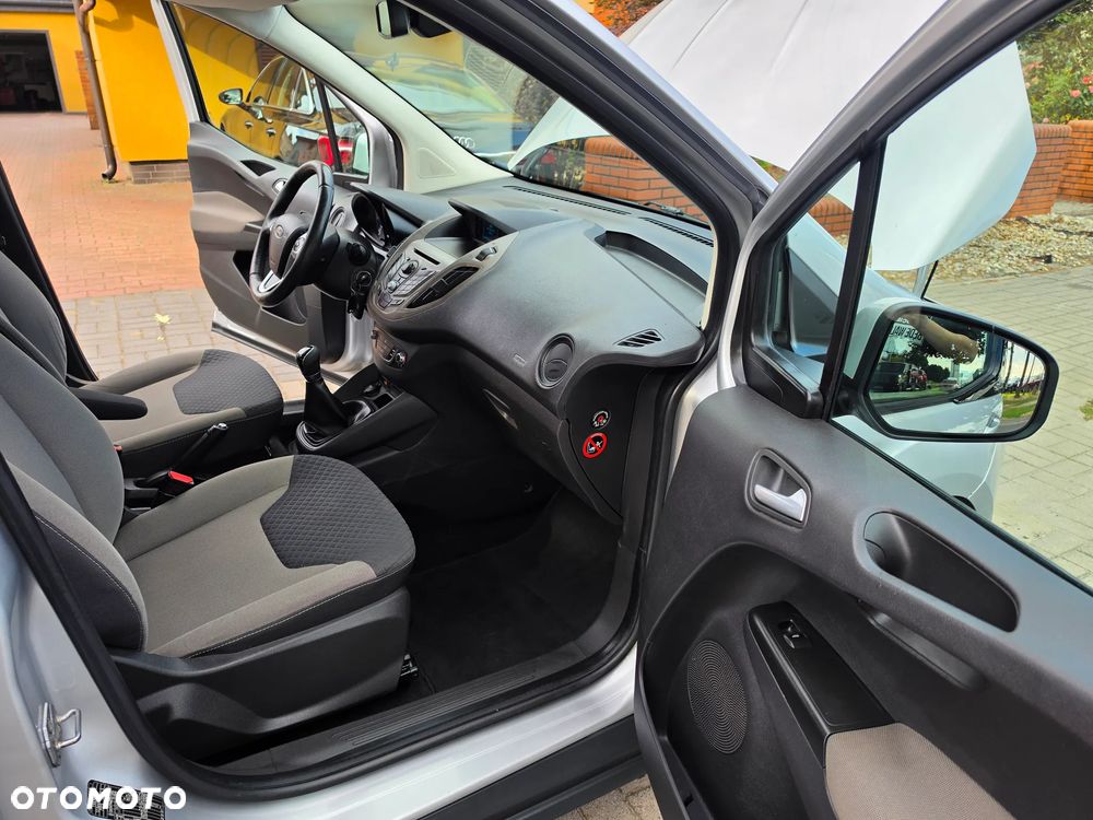Ford Tourneo Courier 1.5 TDCi Trend - 21