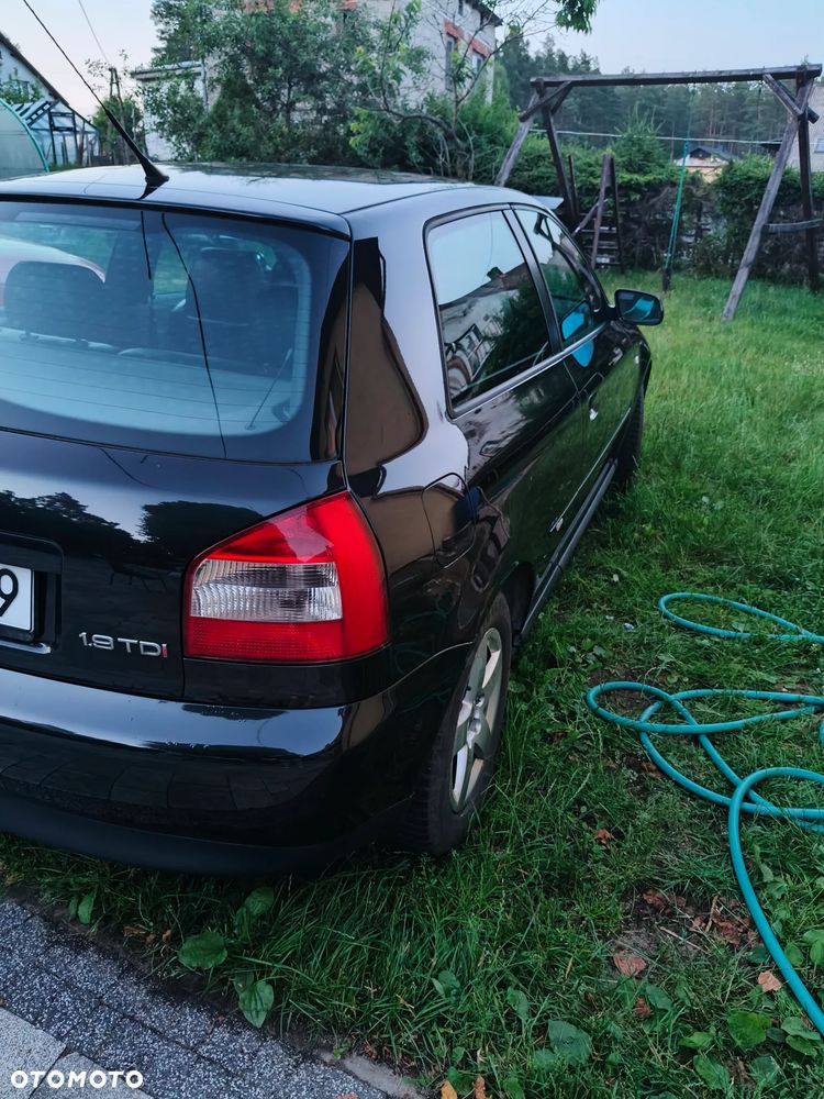 Audi A3 3-drzwiowe 1.9 TDI Attraction - 16