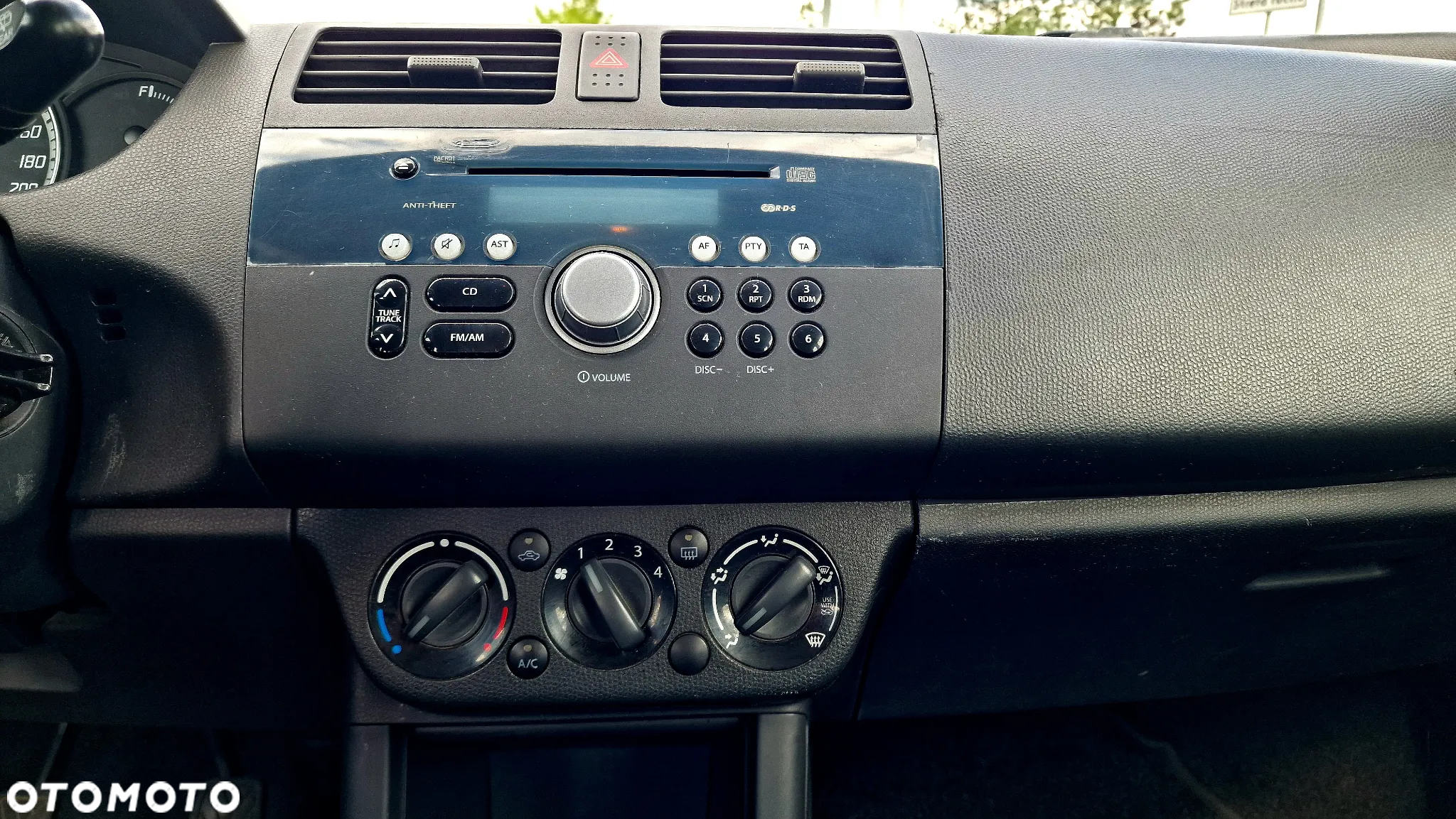 Suzuki Swift 1.5 Comfort - 12