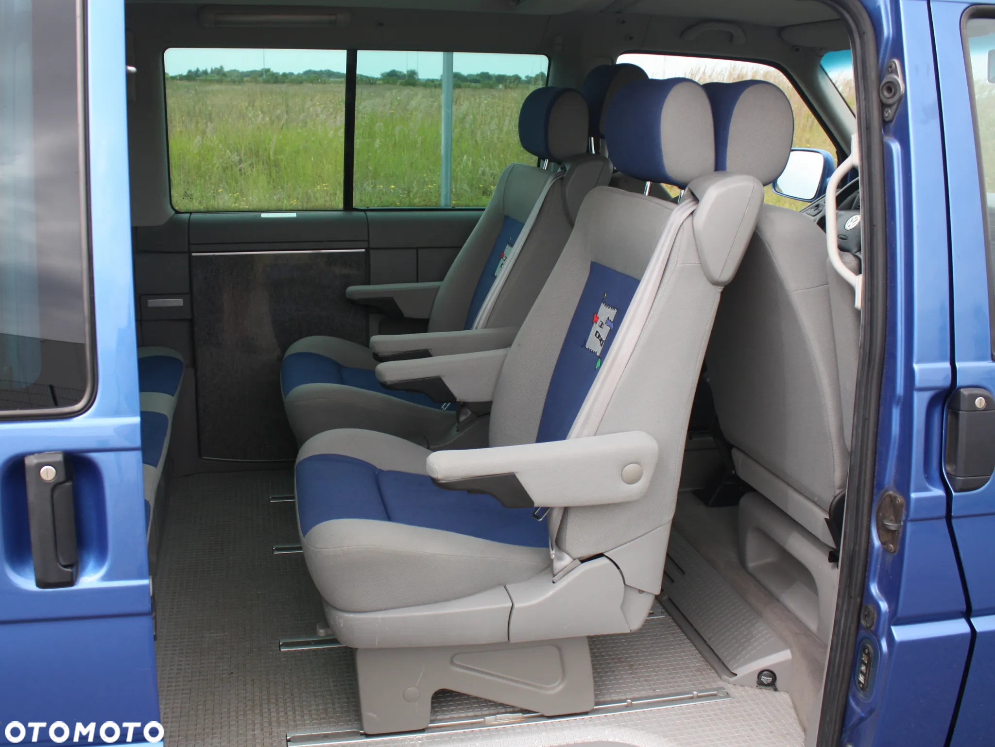 Volkswagen Multivan TDI - 13