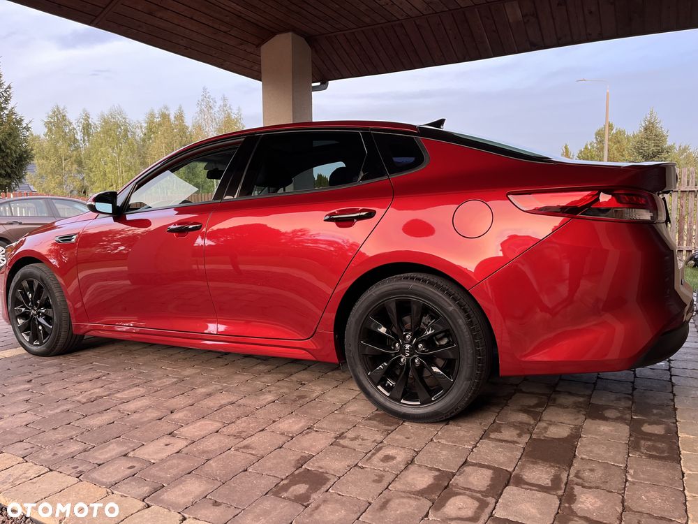 Kia Optima - 1