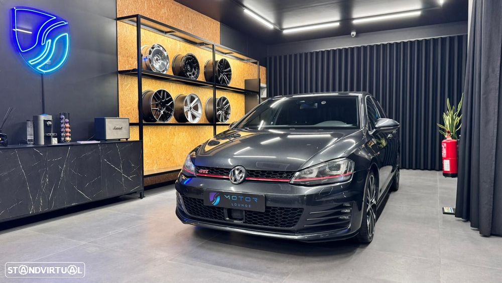 VW Golf 2.0 TSi GTi DSG Performance - 1