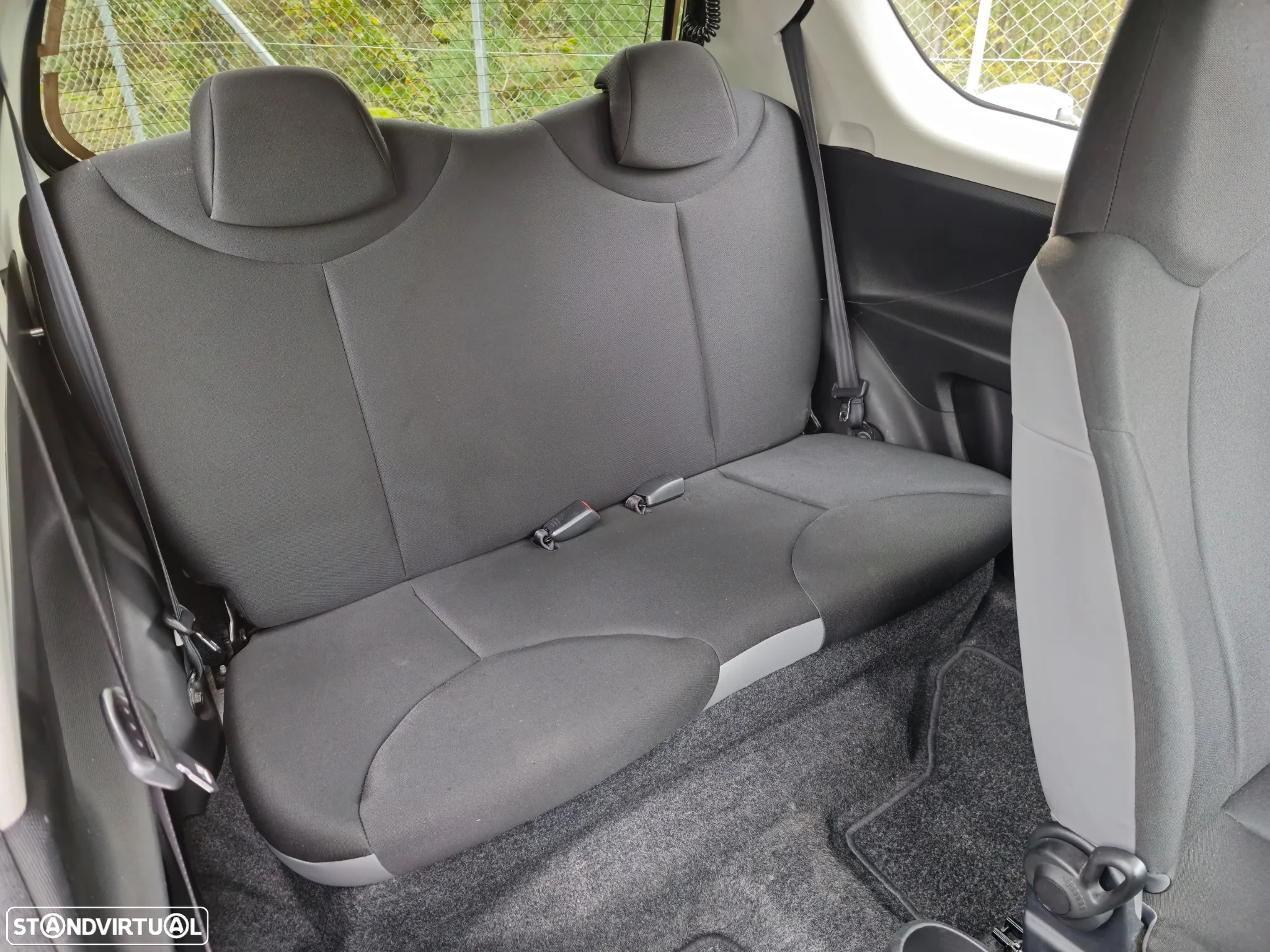 Toyota Aygo 1.0 - 13