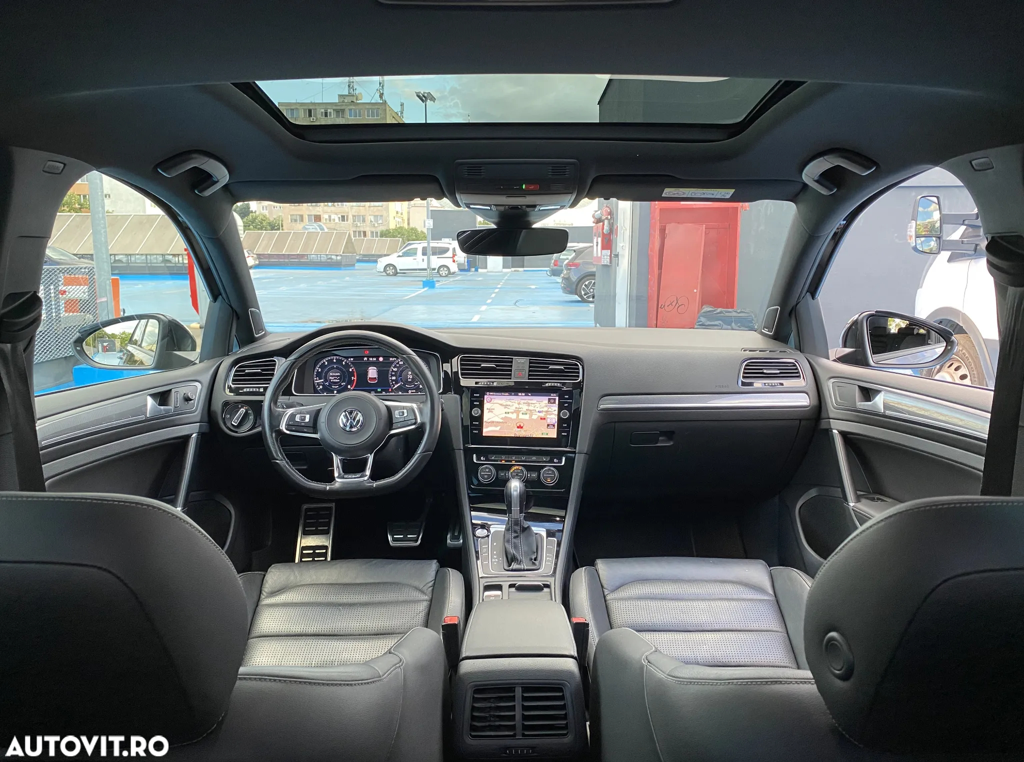 Volkswagen Golf 1.5 eTSI OPF DSG R-Line - 6