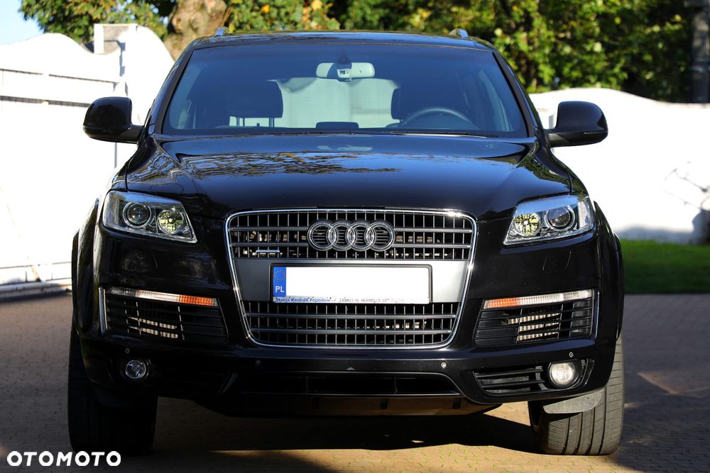 Audi Q7 - 12