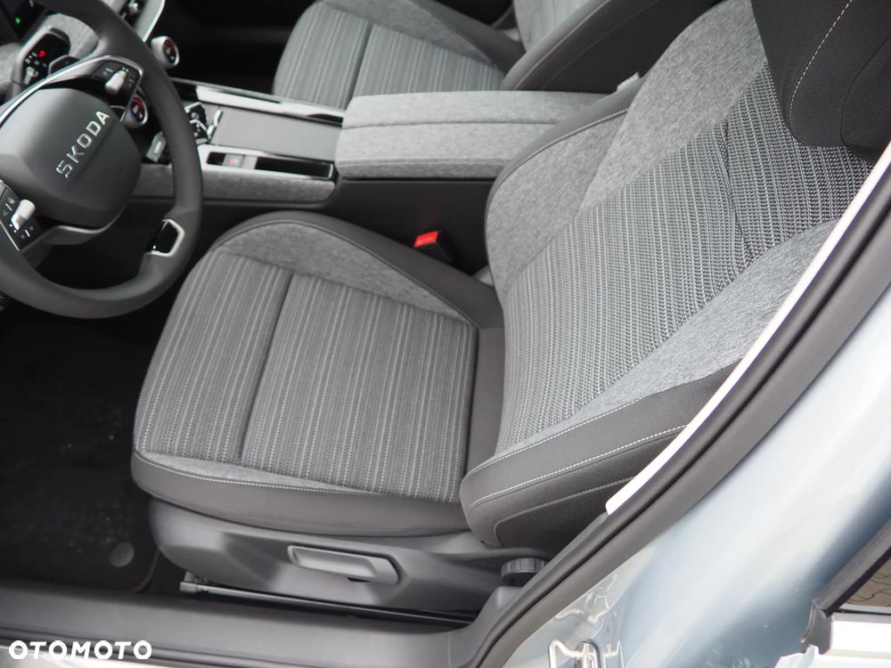Skoda Superb 1.5 TSI mHEV Drive DSG - 13