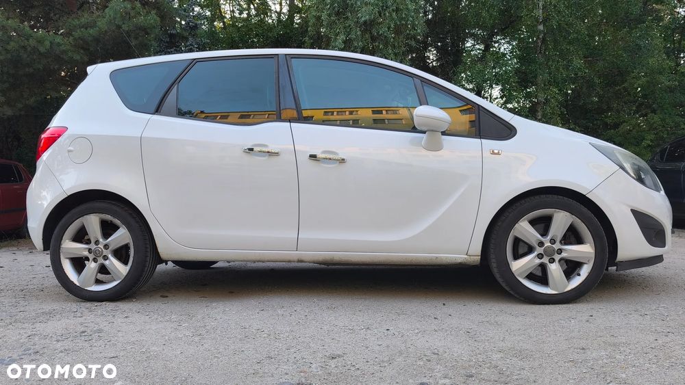 Opel Meriva 1.7 CDTI Cosmo - 12