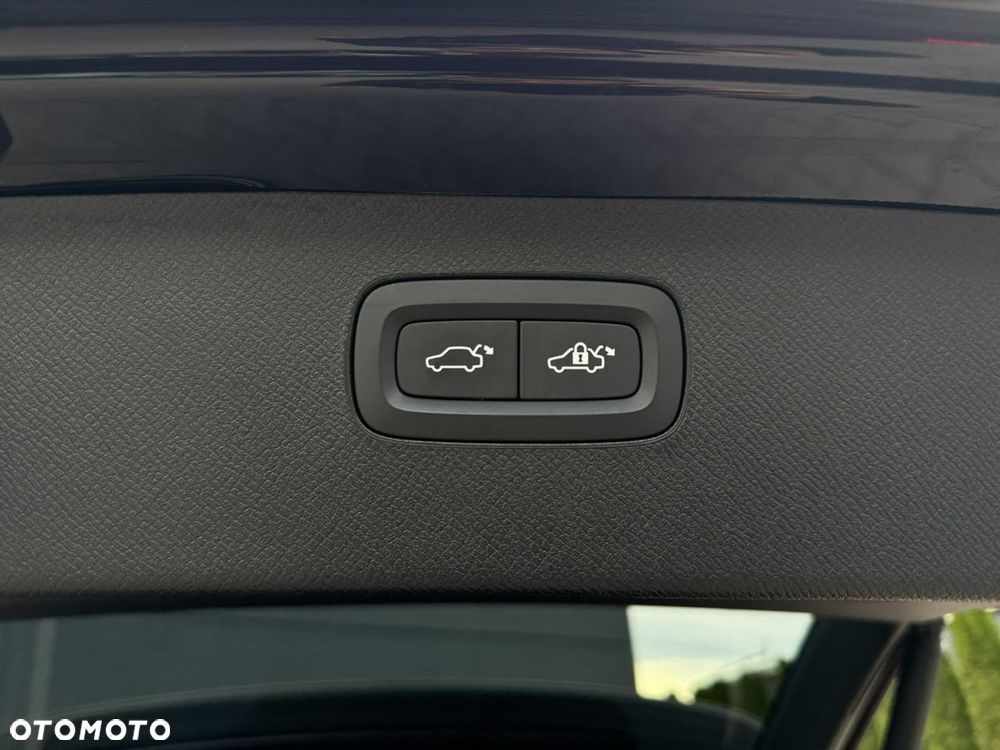 Volvo XC 90 B5 D AWD Core - 33
