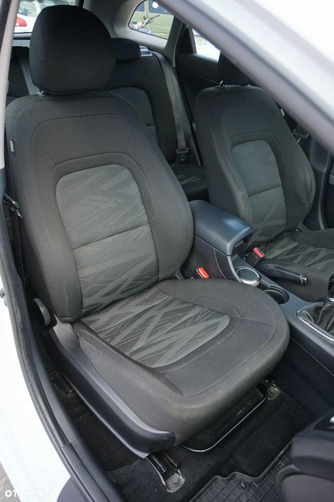 Kia Ceed 1.6 GDI M - 18