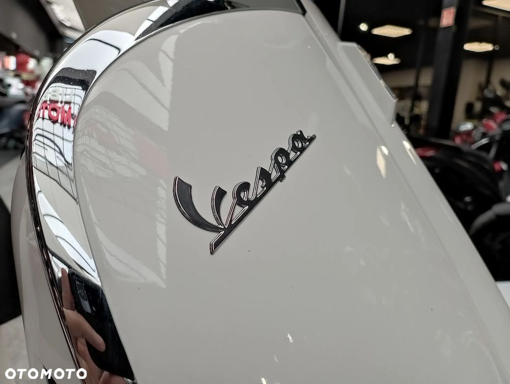 Vespa GTS - 11