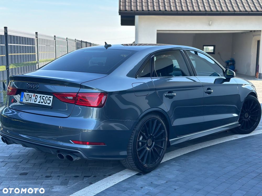 Audi S3 S tronic - 3