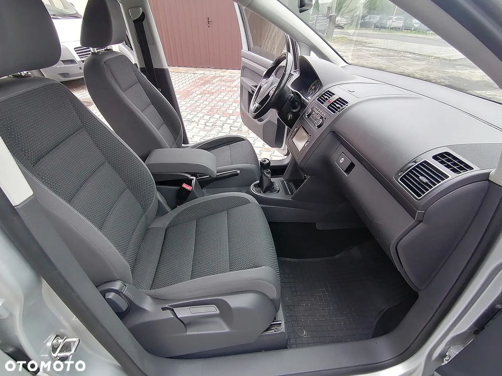 Volkswagen Touran 1.6 TDI DPF Comfortline - 20