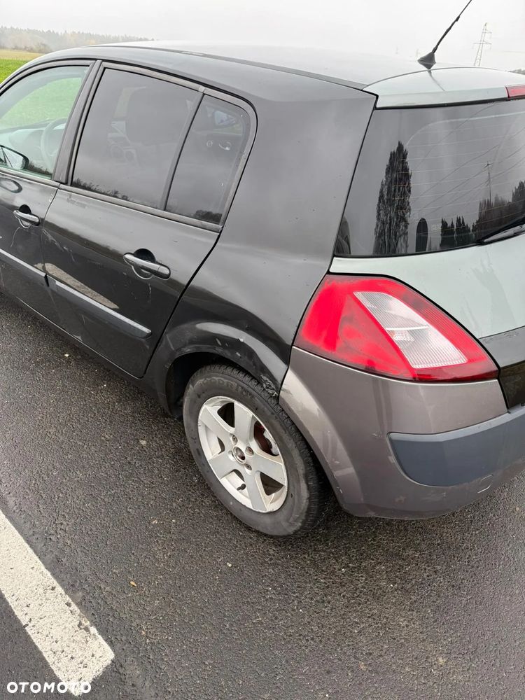 Renault Megane 1.6 Confort Privilege - 5