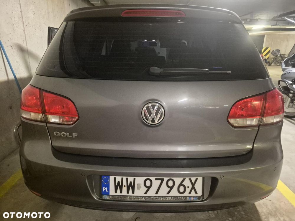 Volkswagen Golf - 10
