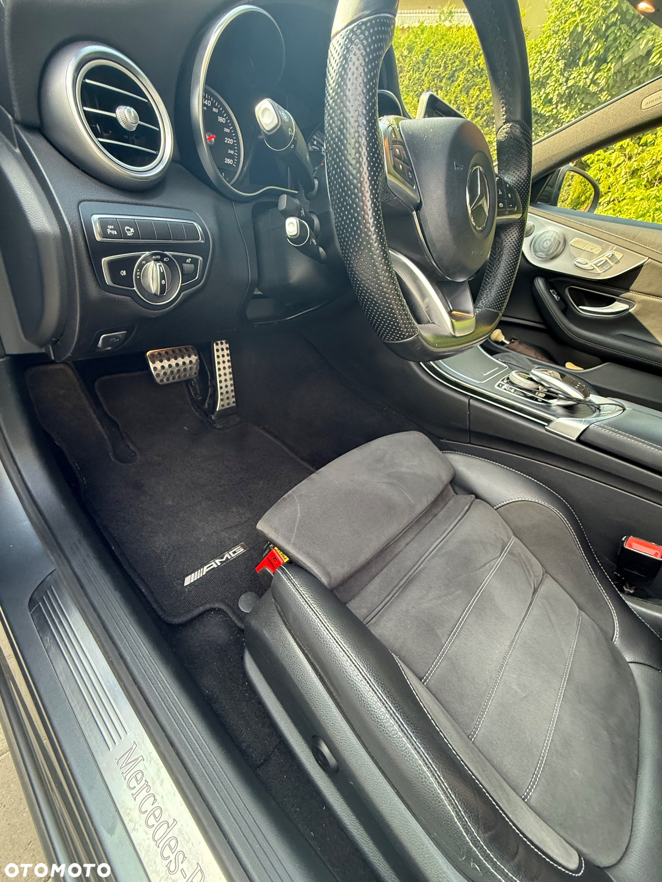 Mercedes-Benz Klasa C 200 4-Matic 9G-TRONIC - 12