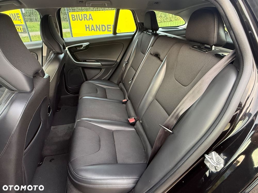 Volvo V60 - 23
