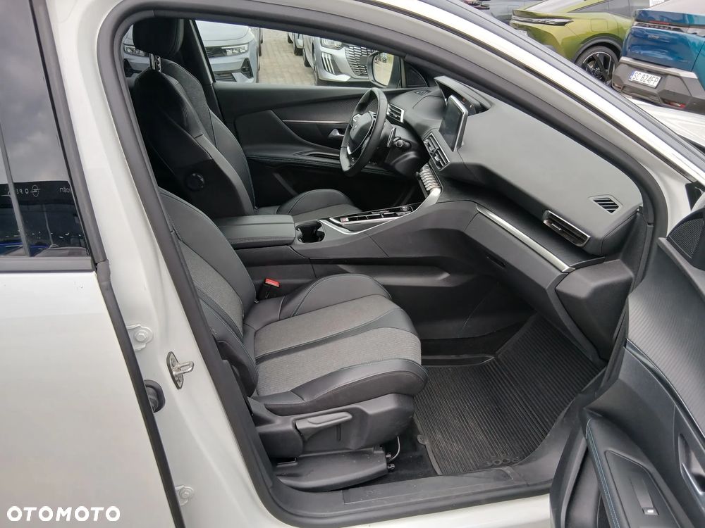 Peugeot 3008 1.2 PureTech Allure Pack S&S EAT8 - 14