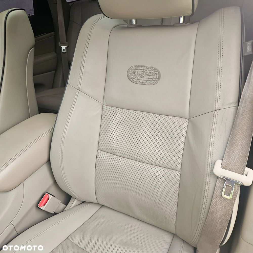 Jeep Grand Cherokee - 17