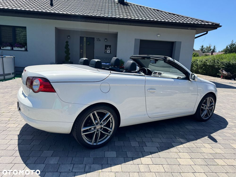 Volkswagen Eos 2.0 TDI DPF Exclusive - 6