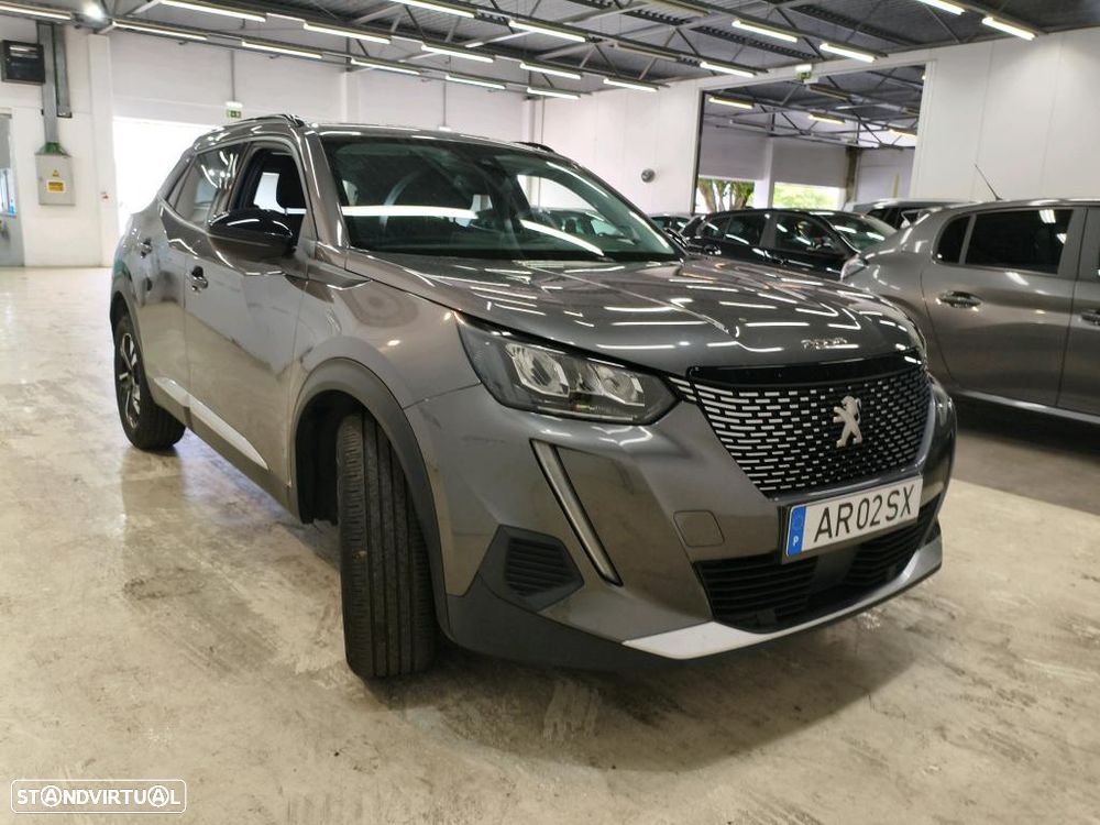 Peugeot 2008 1.2 PureTech Allure - 4