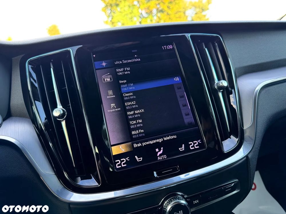 Volvo V60 D3 Geartronic Momentum Pro - 29