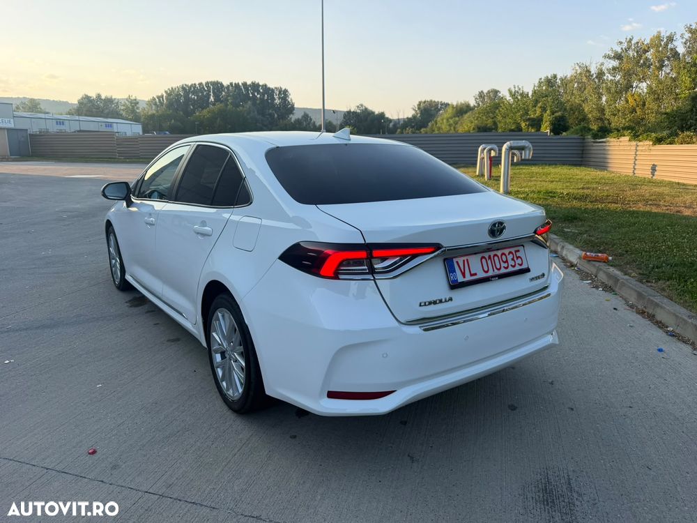 Toyota Corolla 1.8 HSD Dynamic - 10