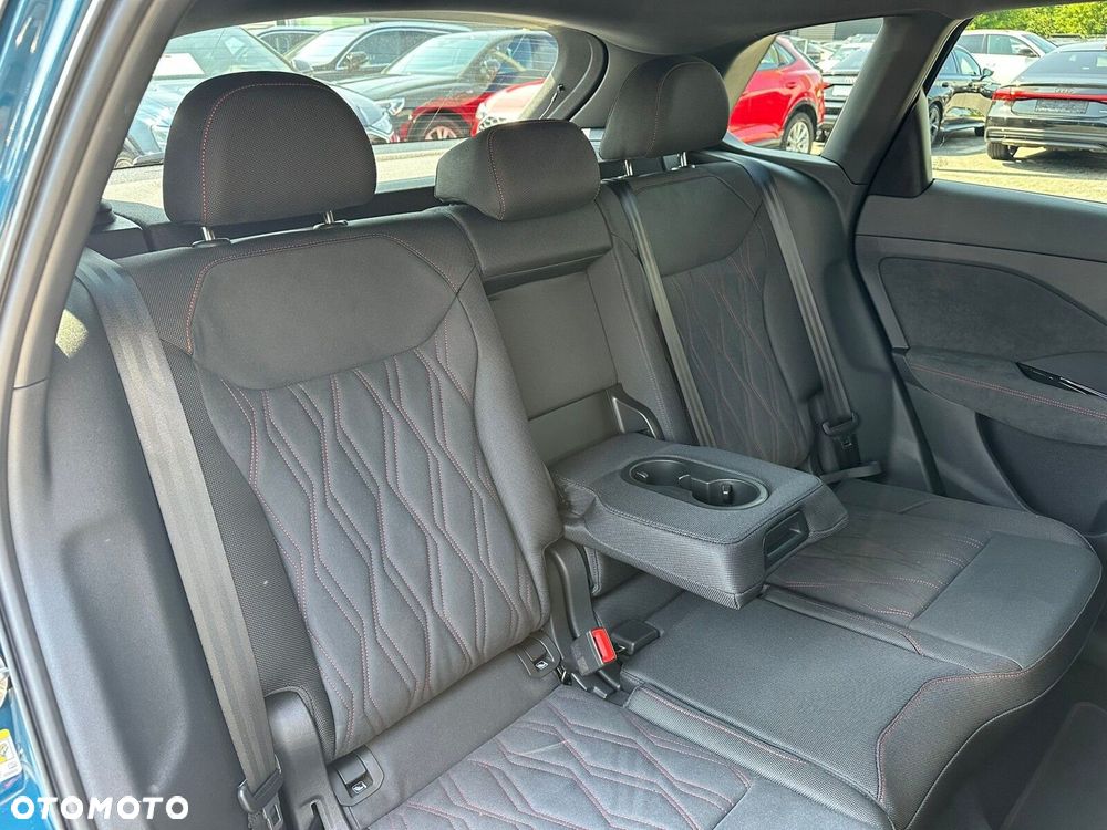 Audi Q3 - 22