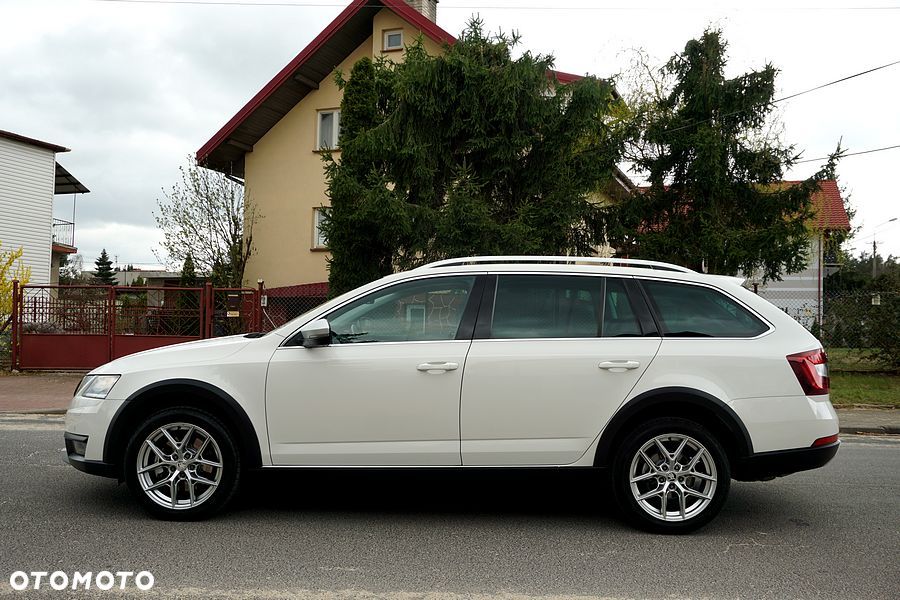 Skoda Octavia 2.0 TDI 4x4 DSG Scout - 10
