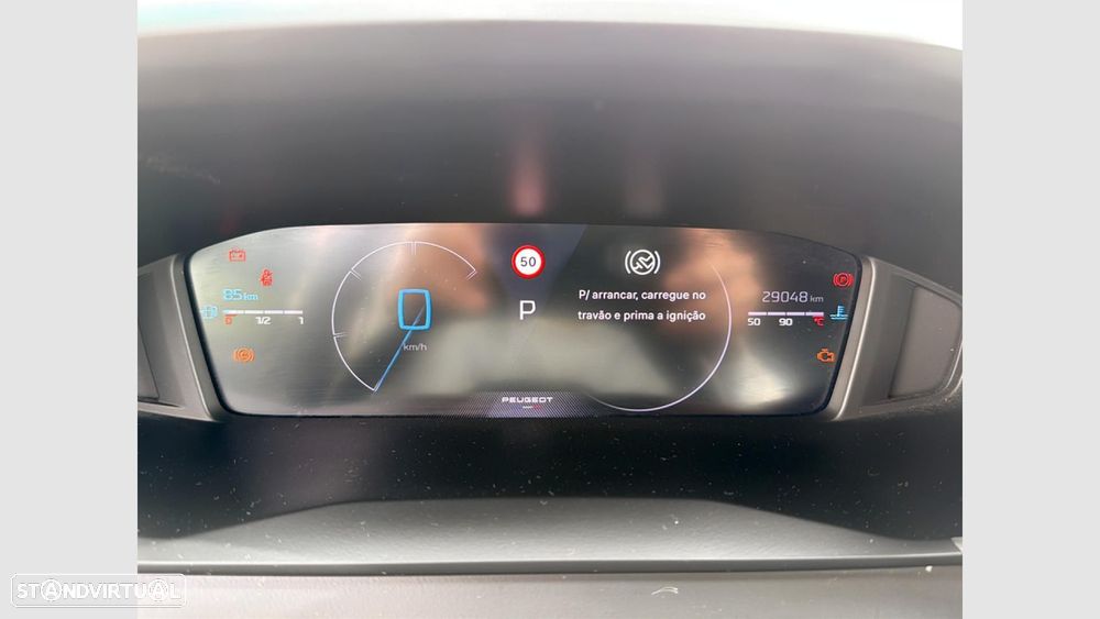 Peugeot 2008 1.2 Hybrid Allure e-DCS6 - 14