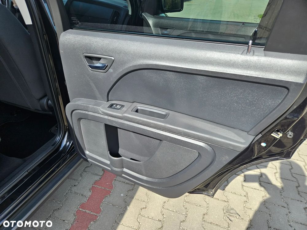 Dodge Journey 2.4 SE - 11