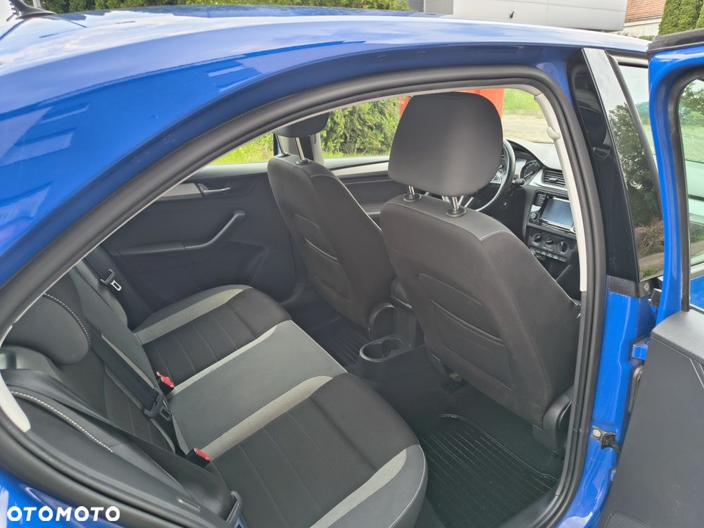 Skoda RAPID 1.0 TSI Ambition DSG - 10