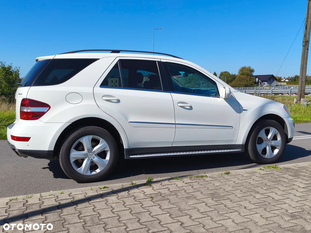 Mercedes-Benz ML ver-350-bluetec - 8
