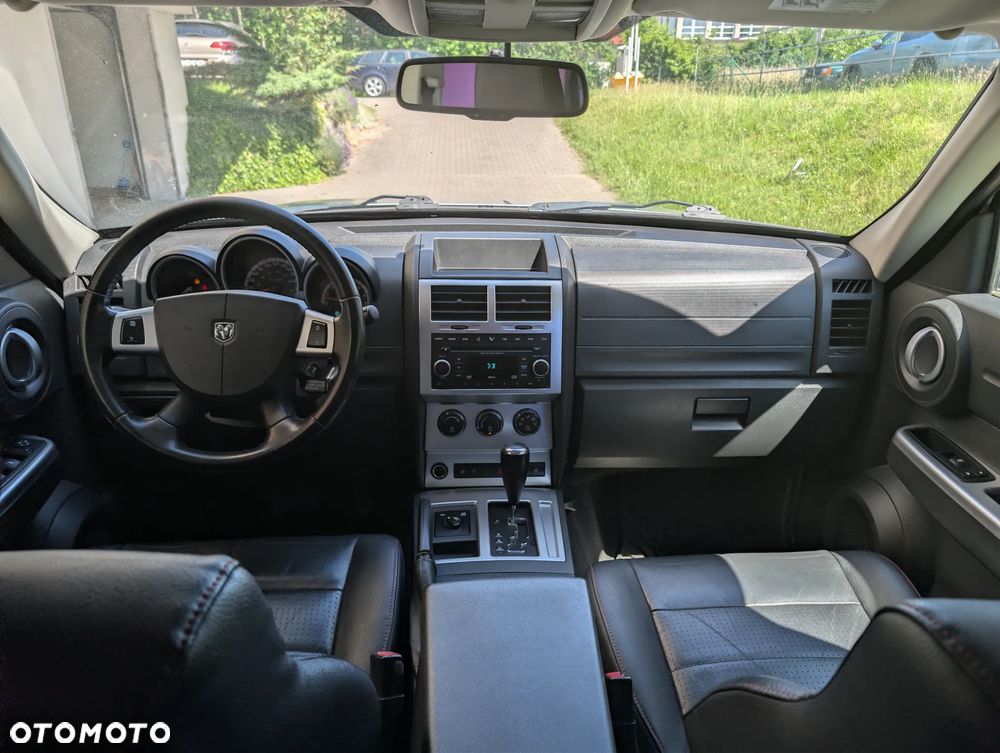 Dodge Nitro 4.0 Automatik R/T - 24