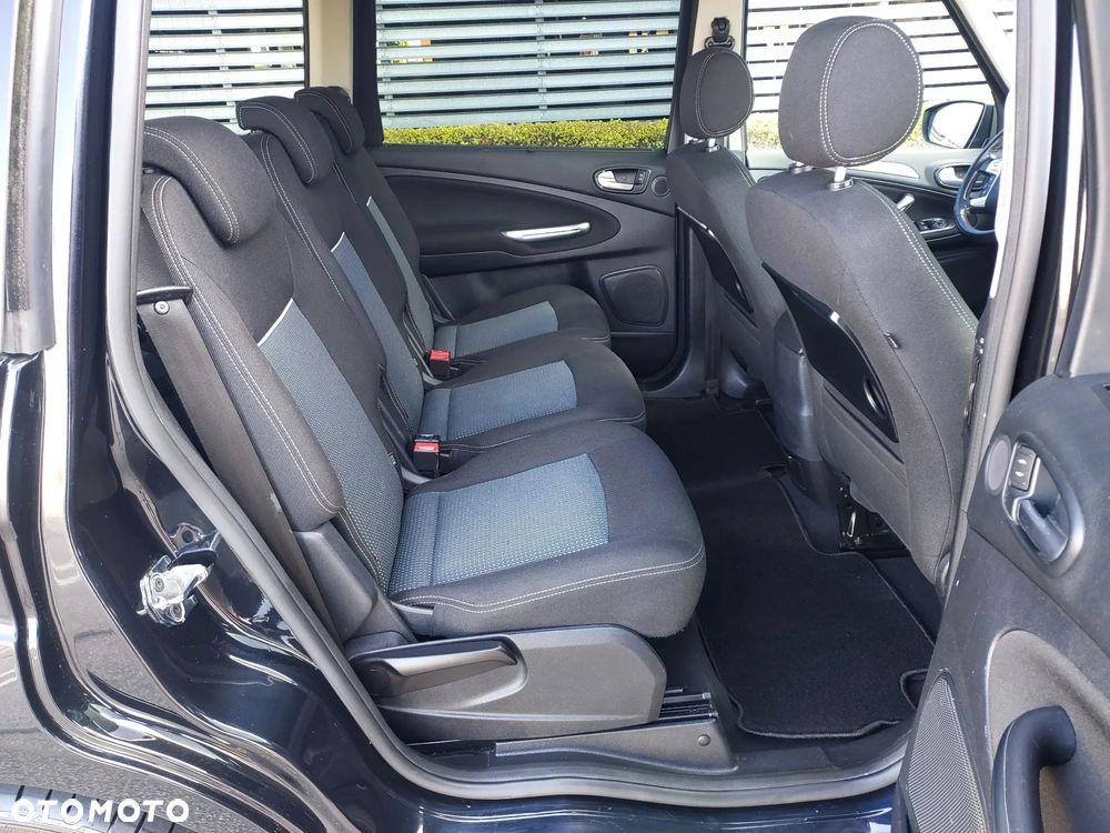 Ford Galaxy 2.0 TDCi Titanium - 24