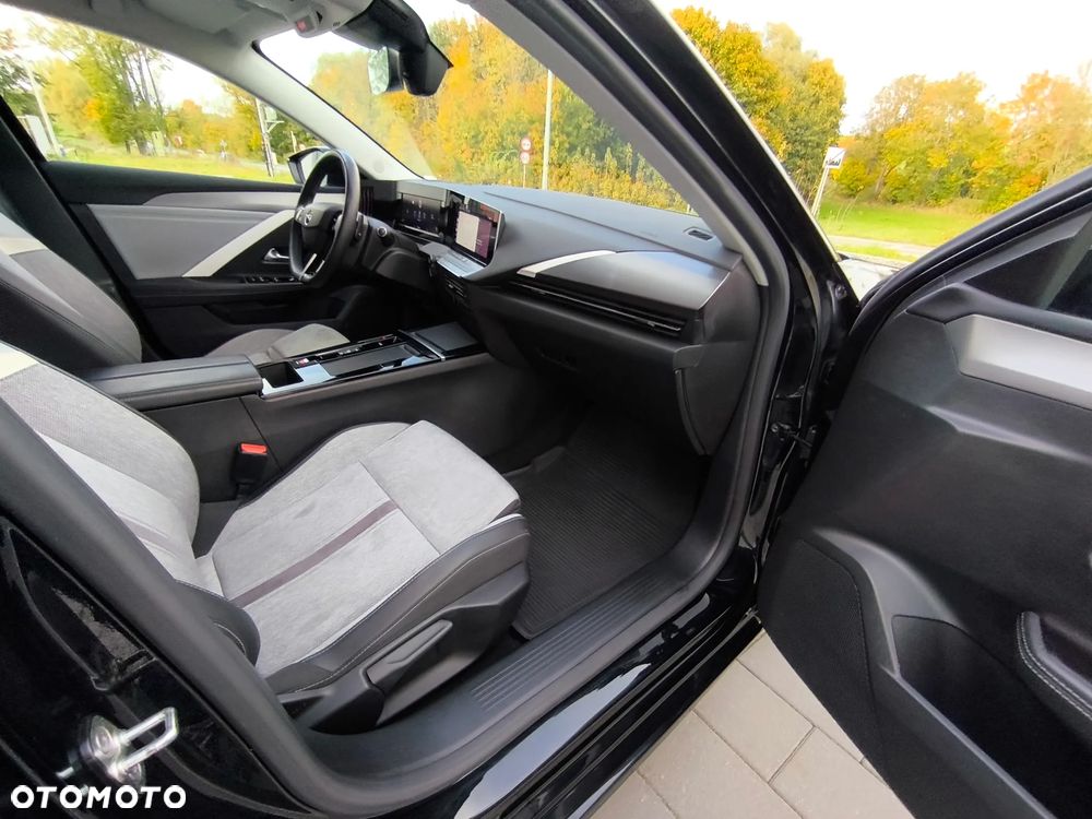 Opel Astra 1.2 T Elegance S&S - 16