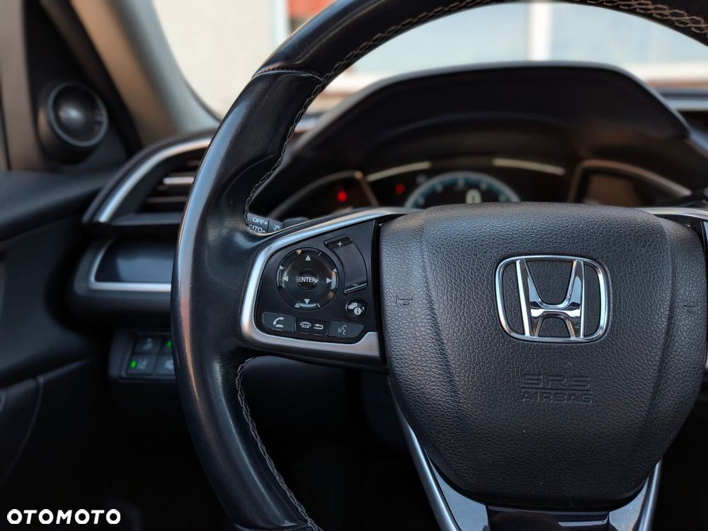 Honda Civic 1.5 T Executive CVT - 21