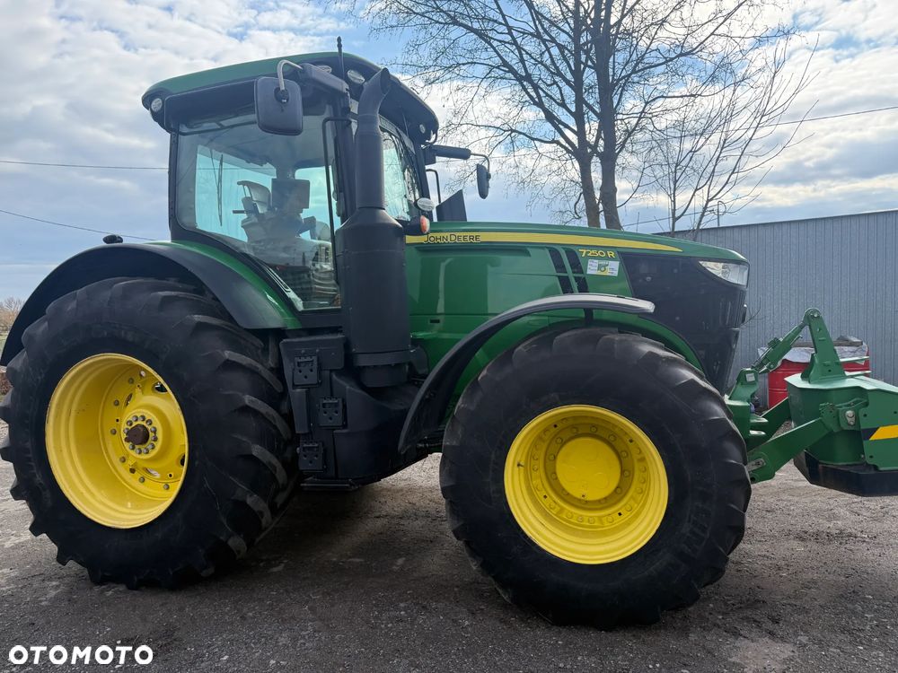John Deere 7250R - 4