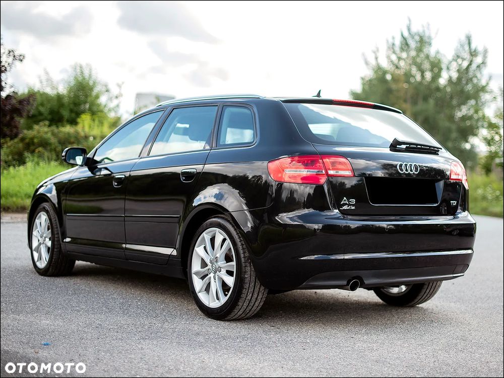 Audi A3 Sportback - 13