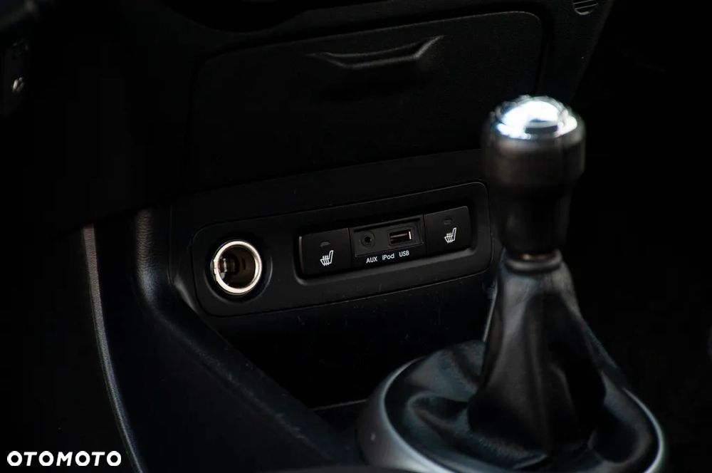 Hyundai i20 1.2 Trend - 38