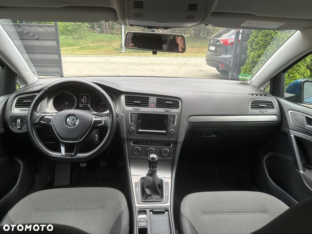 Volkswagen Golf 2.0 BlueTDI Comfortline - 24