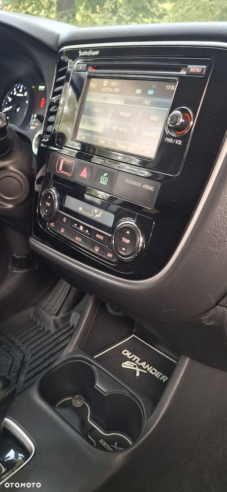 Mitsubishi Outlander - 18