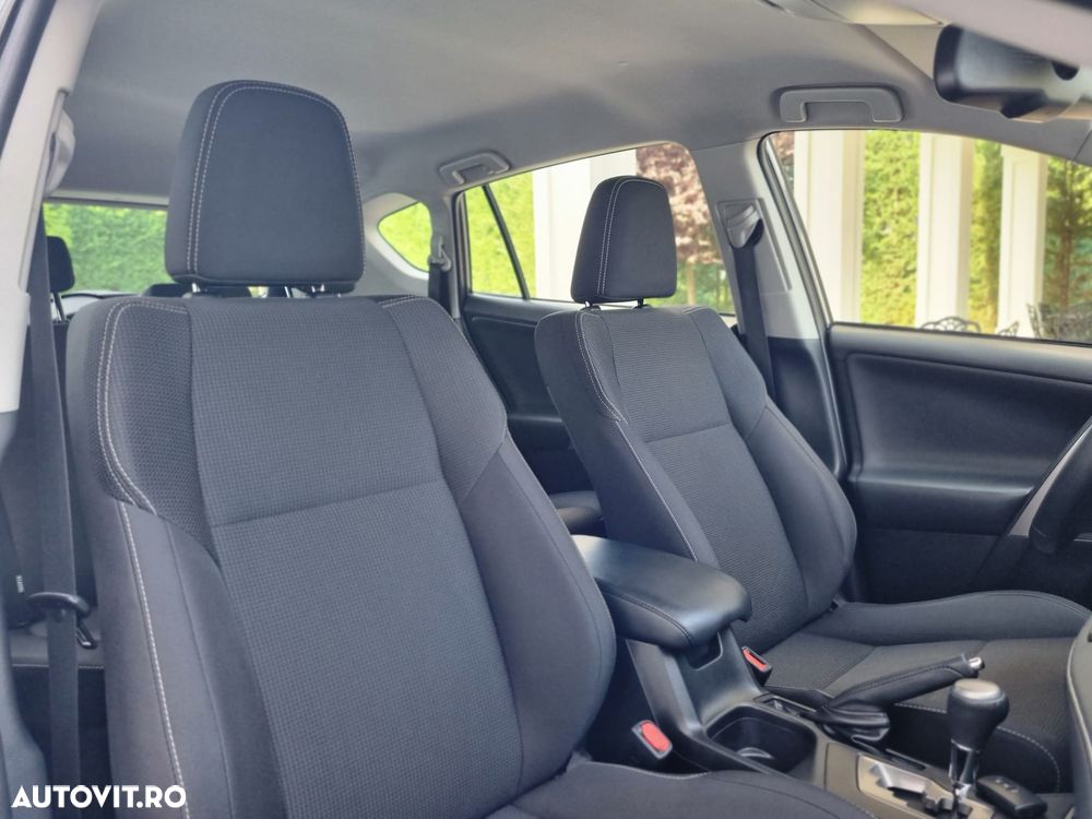 Toyota RAV4 2.5 VVT-i 4x2 Executive - 24