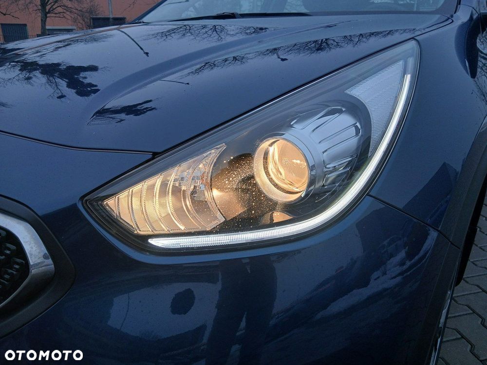 Kia Niro 1.6 GDI Hybrid L - 12